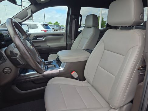 Used 2023 Chevrolet Silverado 1500 LTZ image 10