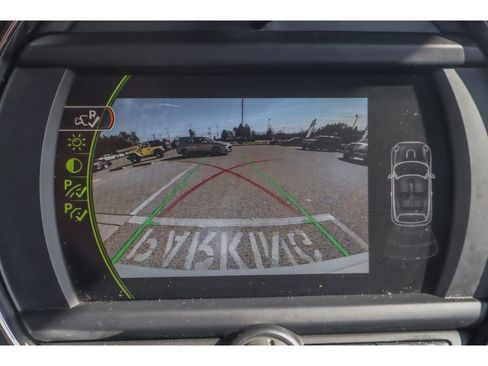 Used 2018 MINI Cooper S image 22