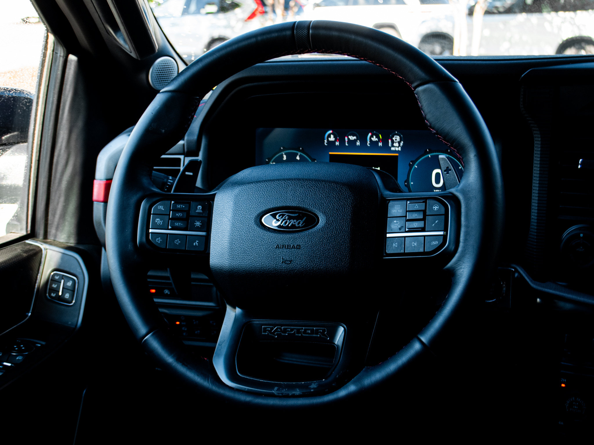 Used 2025 Ford F150 Raptor AWD/4WD image 18