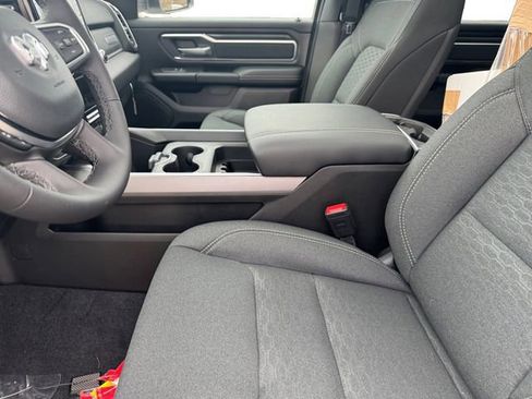 New 2026 RAM 1500 Big Horn AWD/4WD image 12