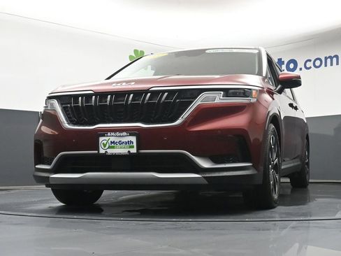 Used 2022 Kia Carnival EX FWD image 7