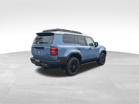 Used 2024 Toyota Land Cruiser image 5