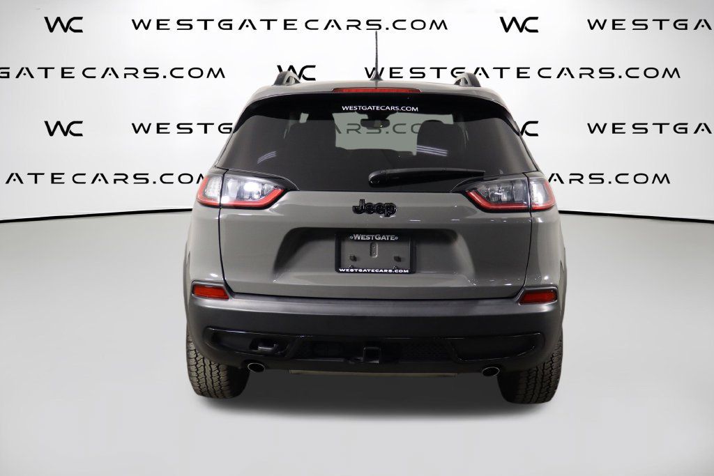 Used 2022 Jeep Cherokee Latitude w/ Trailer Tow Group AWD/4WD image 4