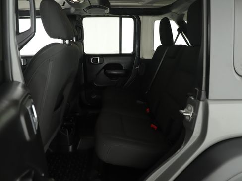 Used 2020 Jeep Wrangler Unlimited Sport S image 8