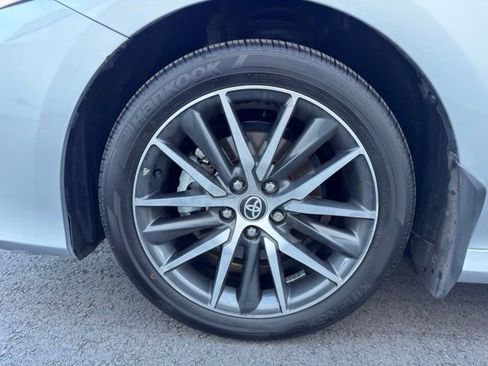 Used 2023 Toyota Camry XLE w/ Navigation Package FWD image 29