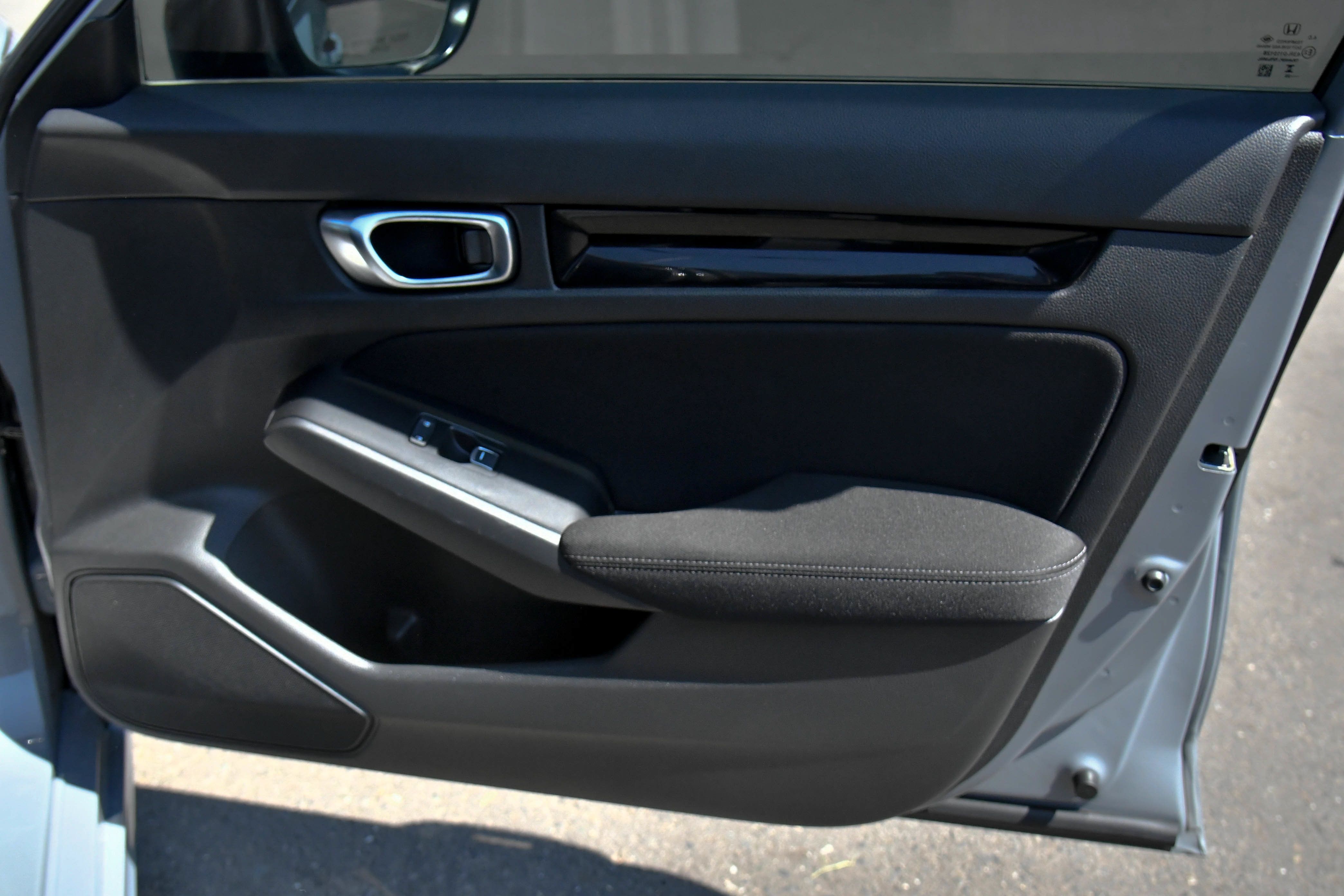 Used 2025 Honda Civic Sport image 40