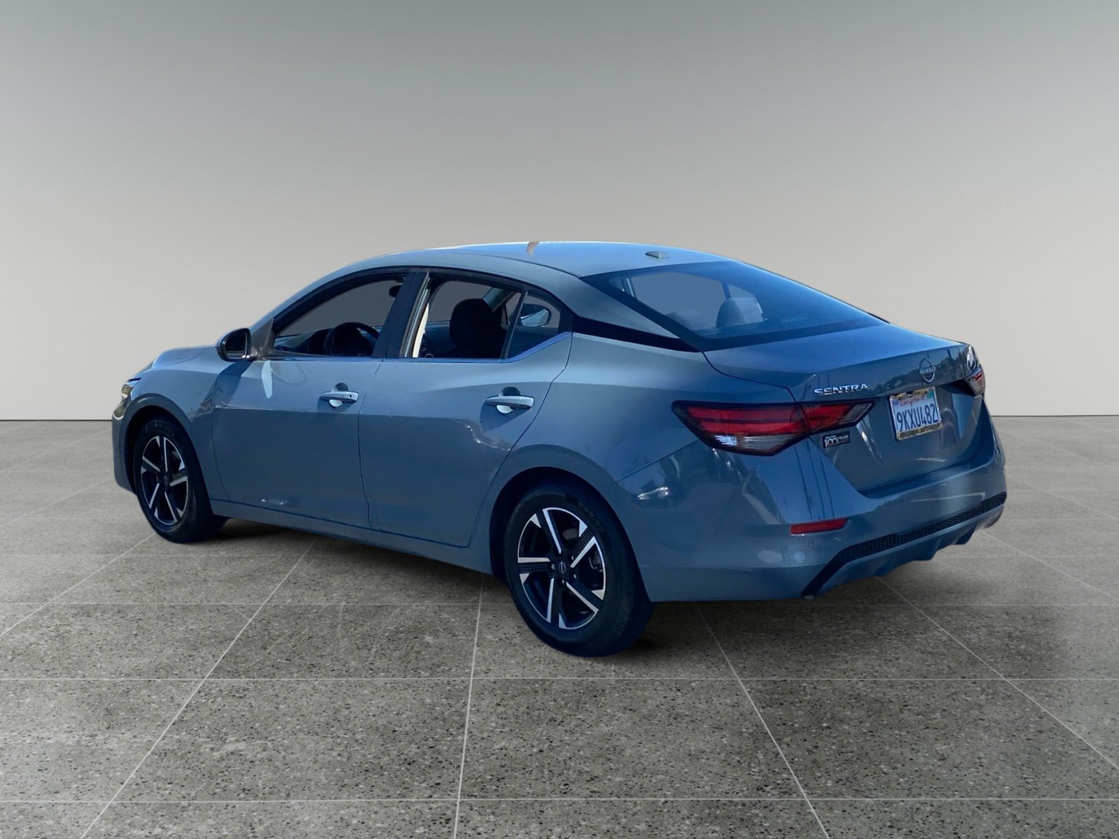 Used 2024 Nissan Sentra SV FWD image 3