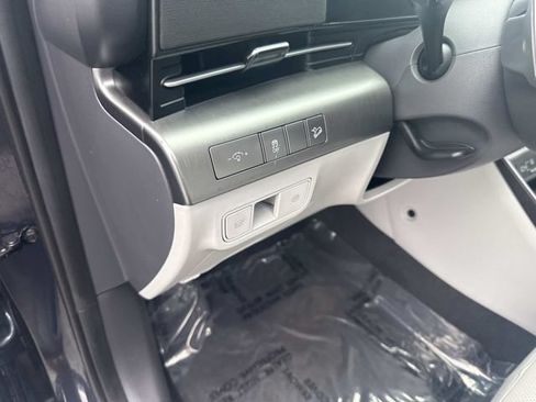 Certified 2024 Hyundai Kona Limited AWD/4WD image 21