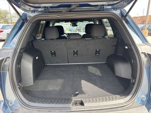 Used 2025 Chevrolet Equinox LT FWD image 32