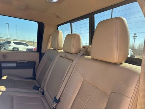 Used 2013 Ford F250 Lariat image 13