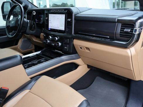 Used 2024 Ford F350 Lariat w/ FX4 Off-Road Package image 17