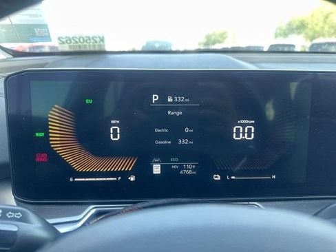 Used 2025 Kia Sorento EX w/ EX Panoramic Sunroof Package image 10