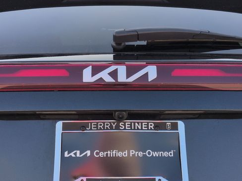 Certified 2024 Kia Seltos X-Line image 13