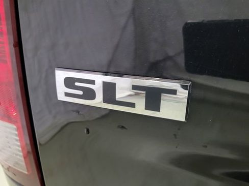 Used 2018 RAM 1500 Classic SLT w/ Luxury Group image 54