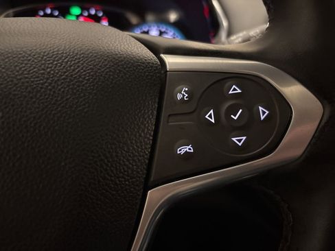 Used 2023 Chevrolet Traverse LT w/ LT Premium Package image 17