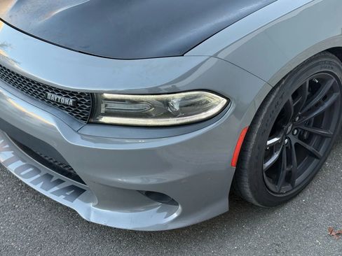 Used 2018 Dodge Charger R/T image 26