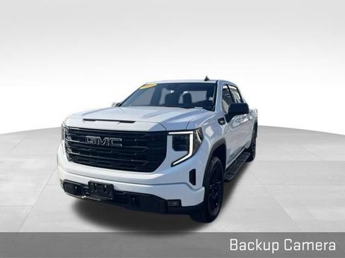 Used 2024 GMC Sierra 1500 Elevation w/ LPO, Elevation Black Package AWD/4WD image 3