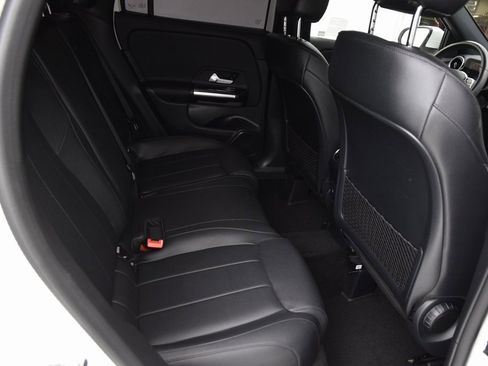 Certified 2022 Mercedes-Benz GLA 250 image 18