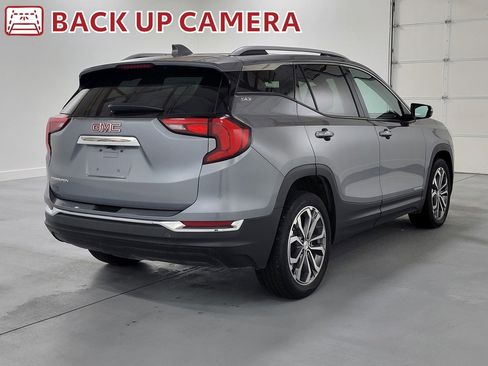 Used 2021 GMC Terrain SLT image 8