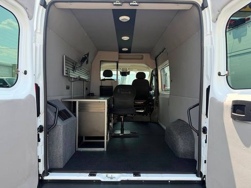 Used 2023 RAM ProMaster 1500 FWD image 12
