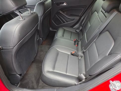 Used 2020 Mercedes-Benz GLA 250 image 13