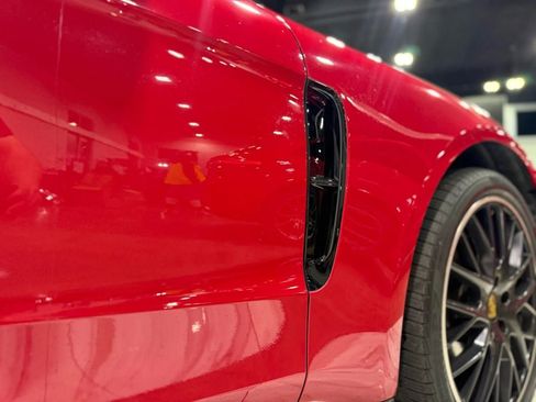 Used 2018 Porsche Panamera 4S image 18
