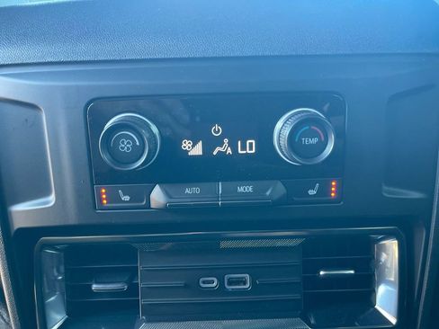 New 2026 GMC Hummer EV SUV image 13