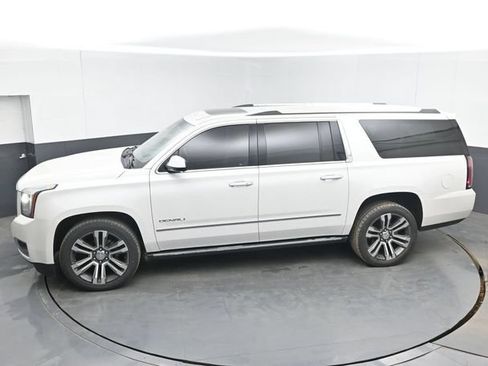Used 2018 GMC Yukon XL Denali w/ Denali Ultimate Package AWD/4WD image 23