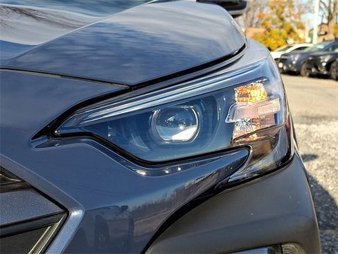Used 2025 Subaru Outback Premium image 9