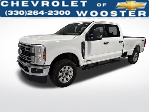 Used 2024 Ford F250 XLT image 1