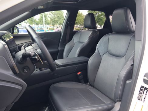 Certified 2023 Lexus RX 350 Premium Plus w/ Cold Area Package FWD image 34