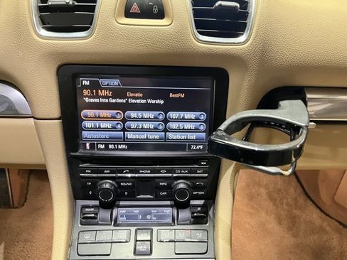 Used 2013 Porsche Boxster S image 16