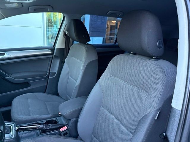 Used 2016 Volkswagen Golf S FWD image 13