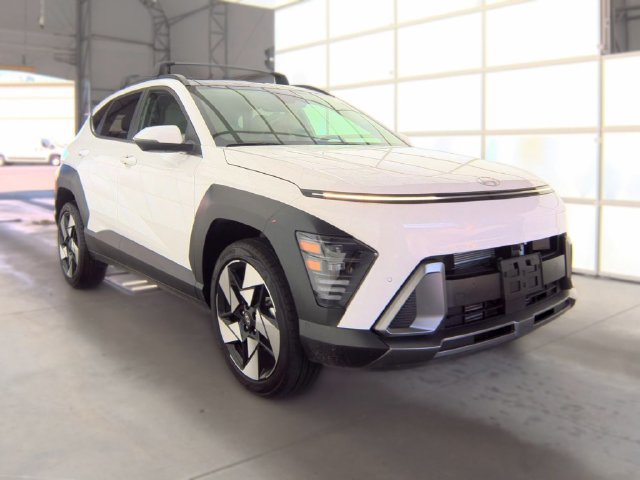 Used 2025 Hyundai Kona Limited AWD/4WD image 3