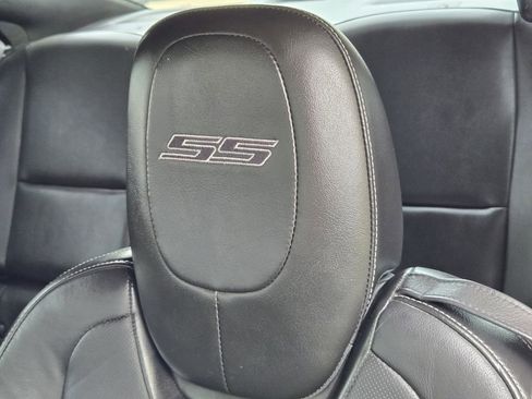 Used 2010 Chevrolet Camaro SS w/ RS Package RWD image 21