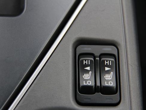 Certified 2024 Subaru Crosstrek 2.0i Premium image 28