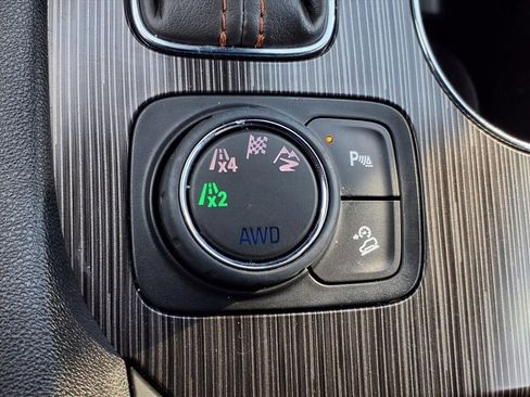 Used 2019 GMC Acadia SLT image 22