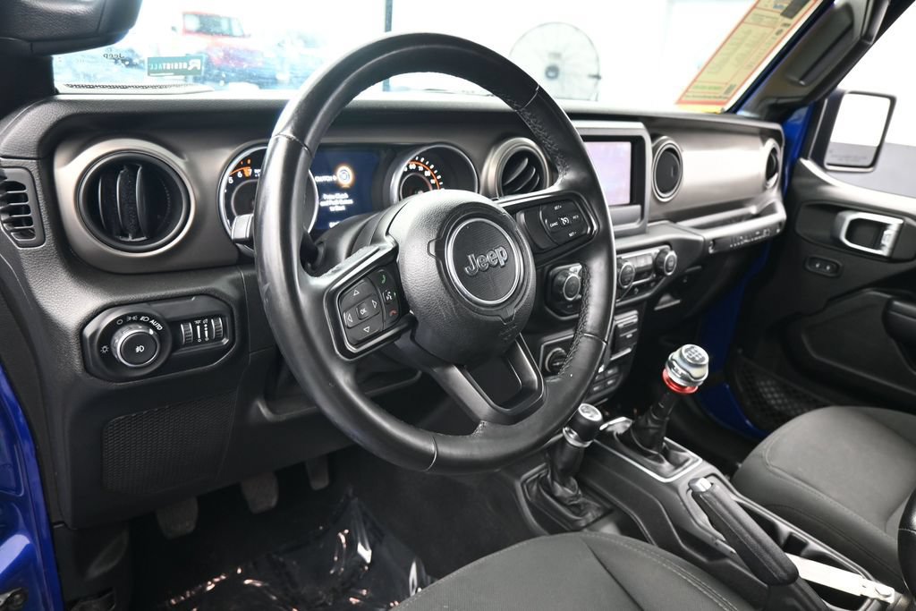 Used 2018 Jeep Wrangler Unlimited Sport S AWD/4WD image 11