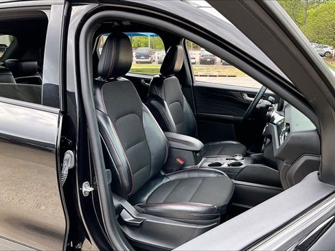 Used 2025 Ford Escape ST-Line FWD image 9