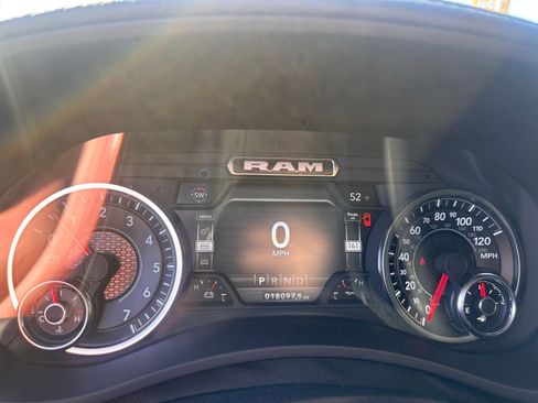 Used 2024 RAM 2500 Laramie image 10