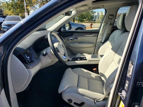 New 2026 Volvo XC90 B6 Ultra w/ Protection Package AWD/4WD image 15