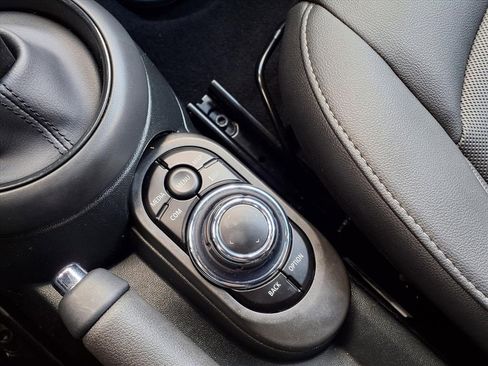 Used 2023 MINI Cooper Convertible image 23