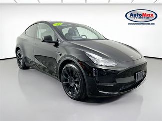 Used 2023 Tesla Model Y Long Range video 1