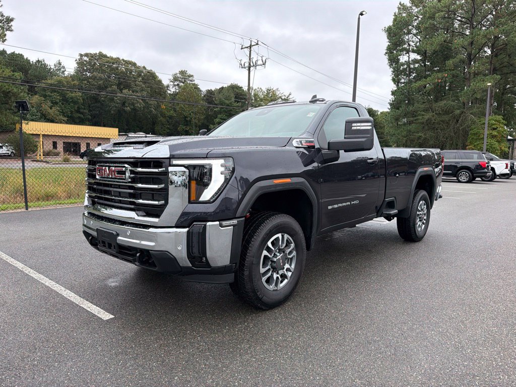 Used 2025 GMC Sierra 2500 SLE AWD/4WD image 2