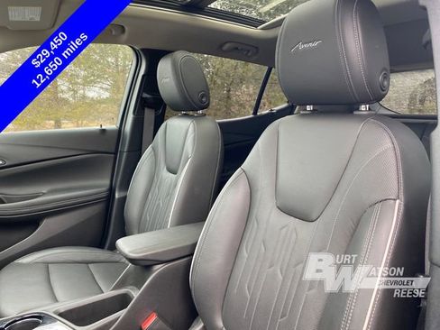 Used 2025 Buick Encore GX Avenir w/ Avenir Technology Package image 11