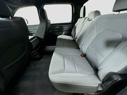 Used 2022 RAM 1500 Big Horn AWD/4WD image 22