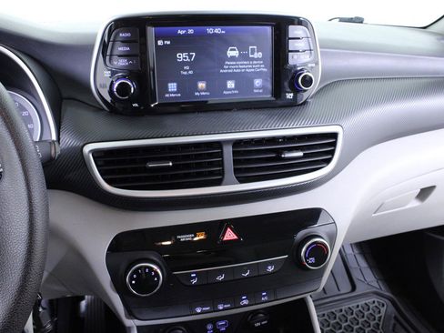 Used 2019 Hyundai Tucson SE AWD/4WD image 24
