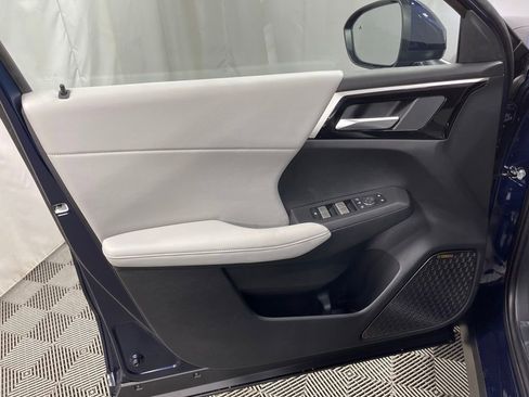 New 2025 Mitsubishi Outlander SE image 23