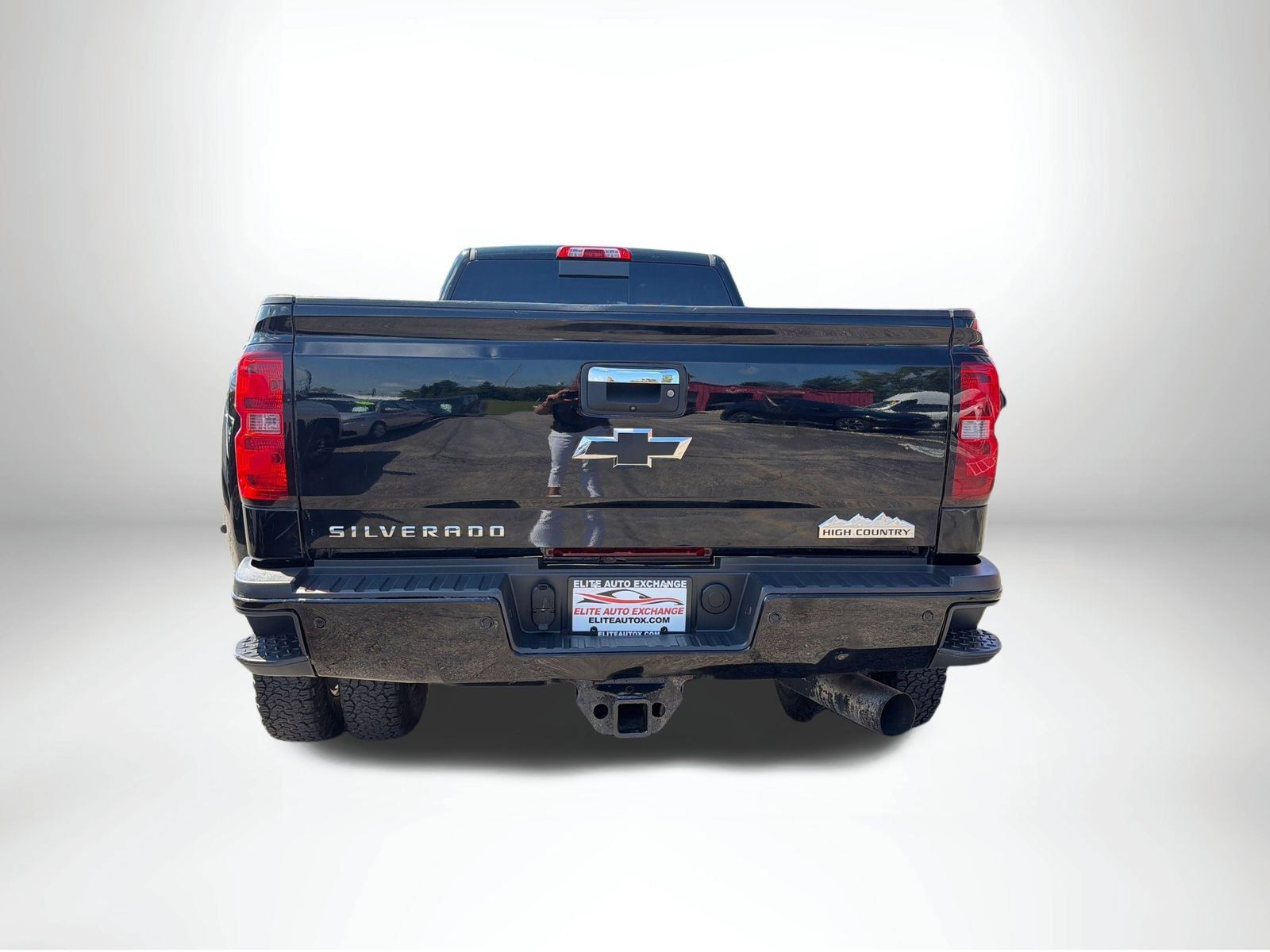 Used 2015 Chevrolet Silverado 3500 High Country AWD/4WD image 4