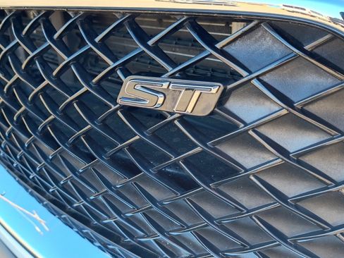 Used 2024 Buick Encore GX Sport Touring image 9